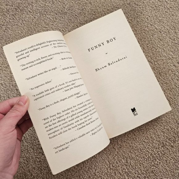 4/$20 Funny Boy by Shyam Selvadurai - Paperback - Picture 2 of 5